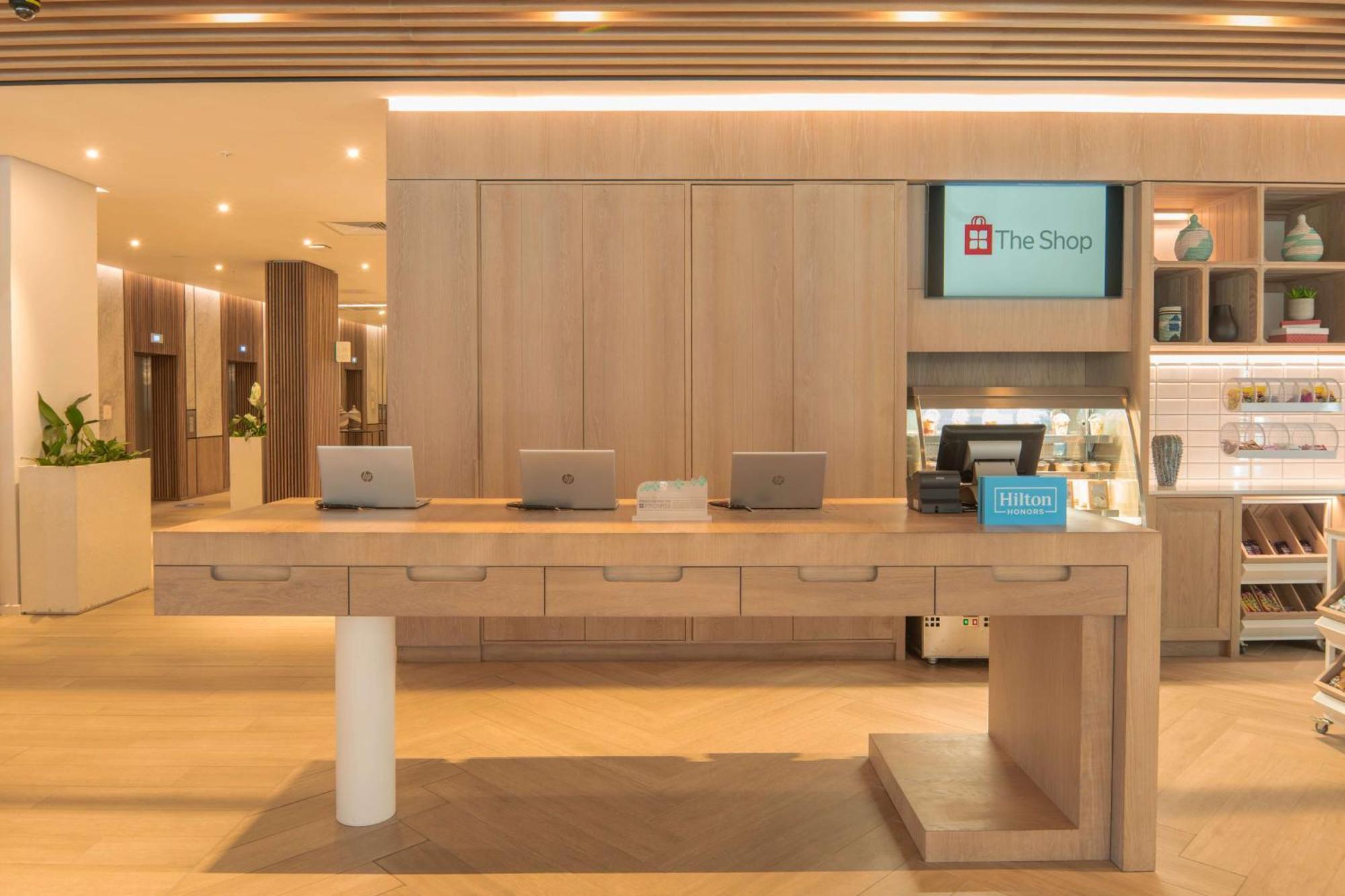 Hilton Garden Inn Umhlanga Arch Durban Exterior foto